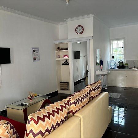 Adrian Family Homestay Ngabean Exterior photo